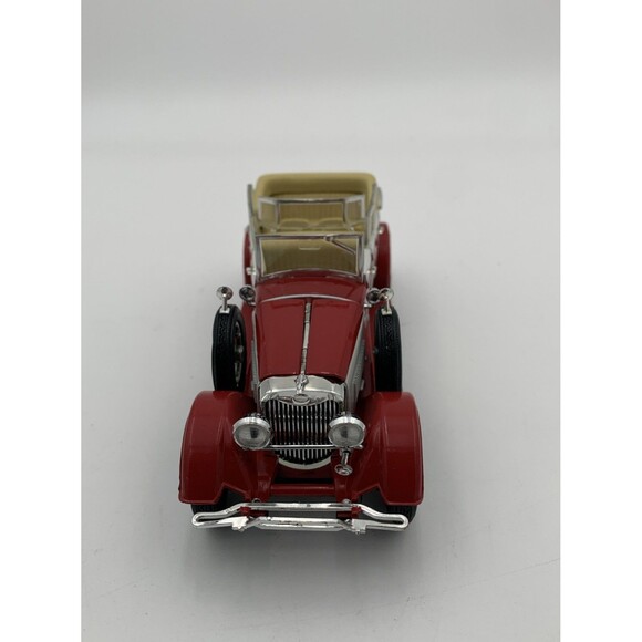 National Motor Museum Mint 1928 Lincoln Dietrich Limousine 1/32 Scale Toy Car  - Picture 3 of 10